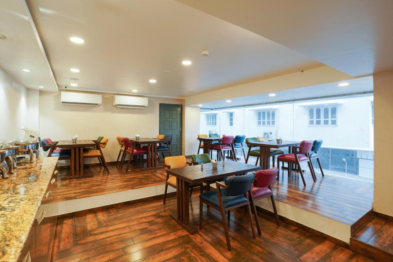 Uptown Hotel Nagpur Exteriör bild